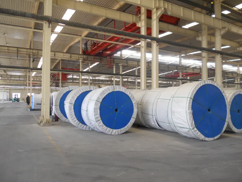 What are industrial conveyor belts? What are industrial conveyor belts?